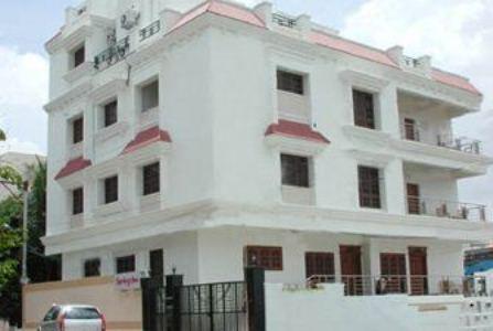 Hotel Alpine Glow Residency Crest Hyderabad Exterior foto